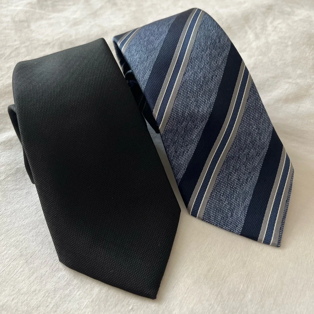 A set of Men’s Banana Republic neckties